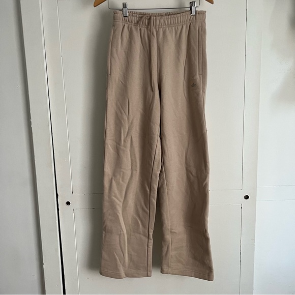 Alo Yoga Renowned Heavy Weight Sweatpants Sand Dune - Picture 1 of 7